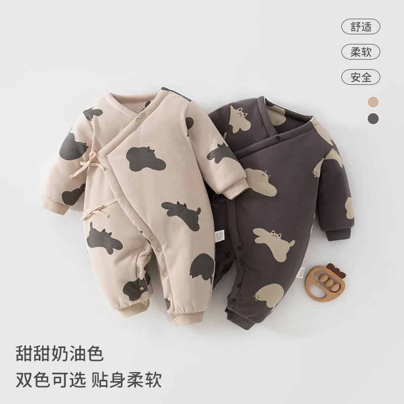 The cotton lining of the autumn and winter harps for infants and toddlers is thickened