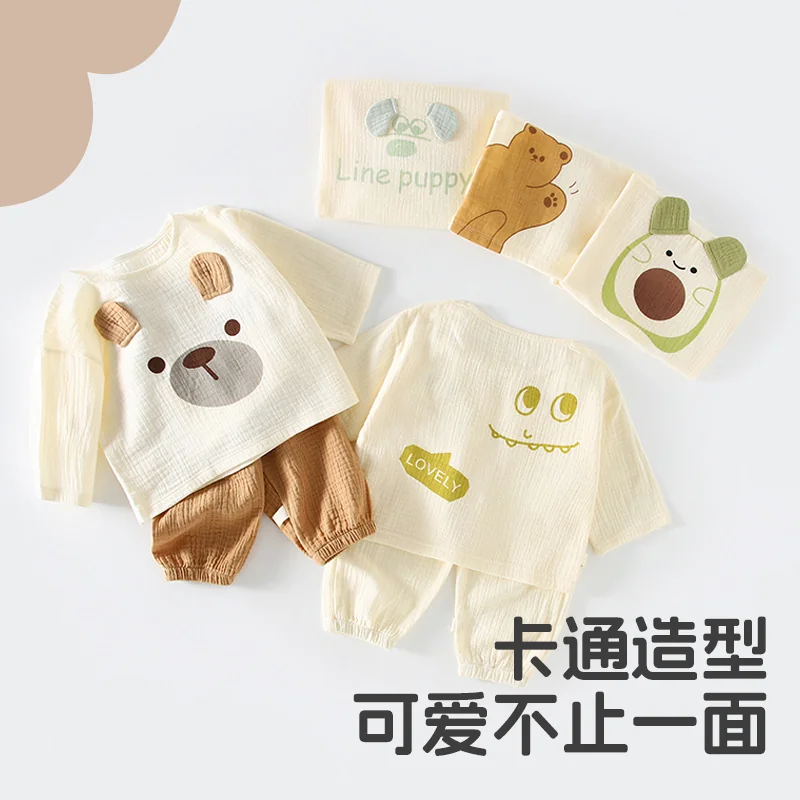 Summer suit for boys made of pure cotton