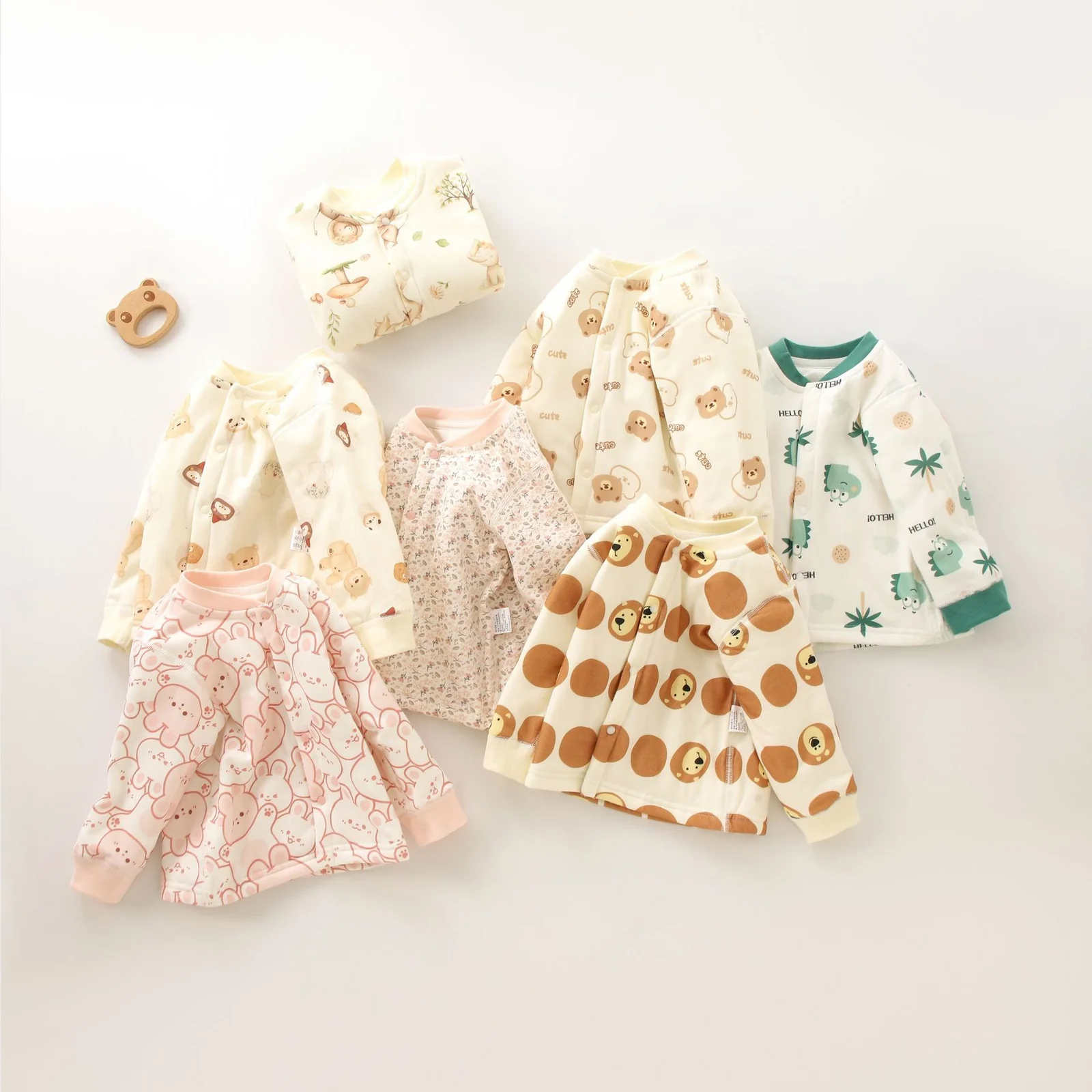 The girl's spring and autumn cotton is thickened with pure cotton
