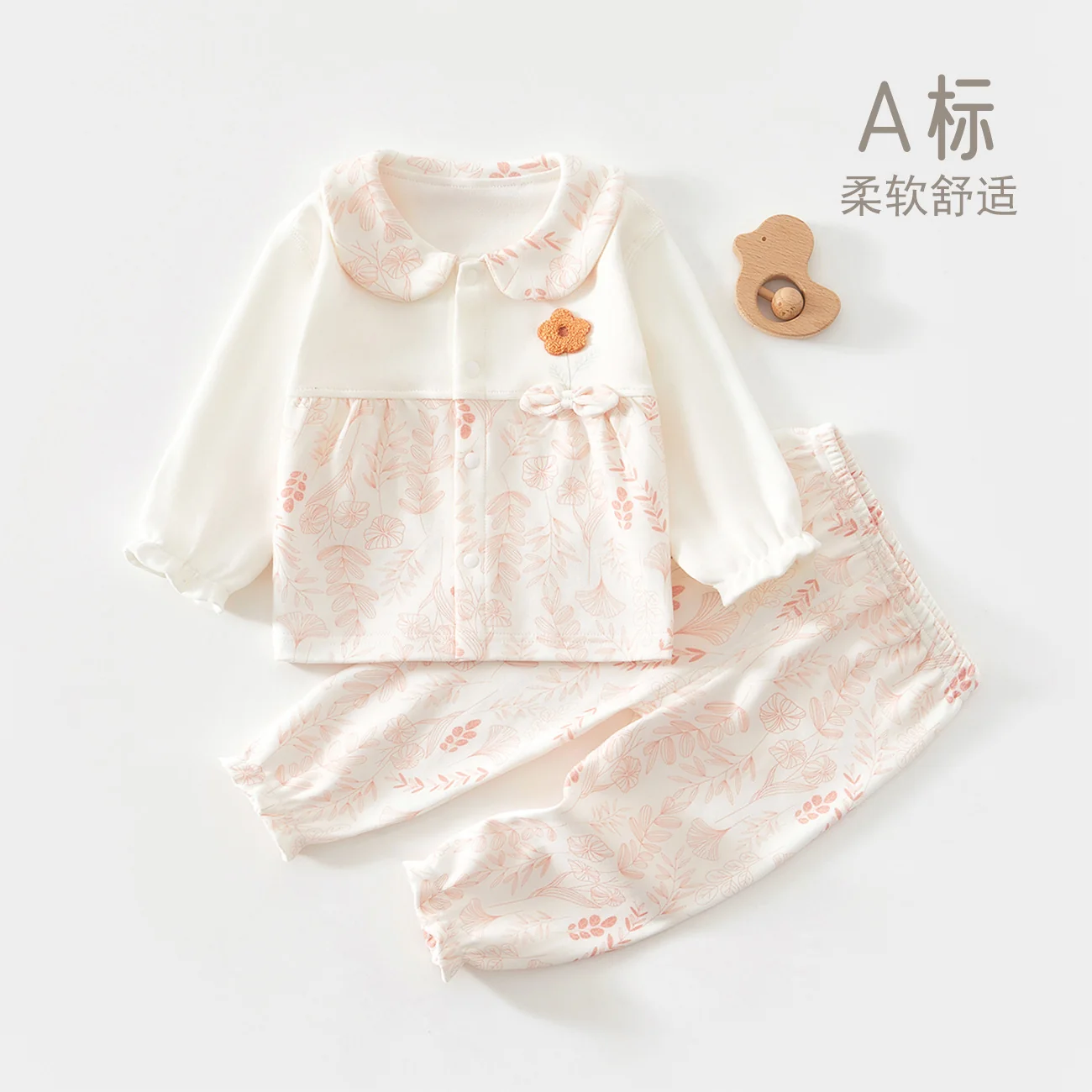 Spring and autumn crawling clothes for girls