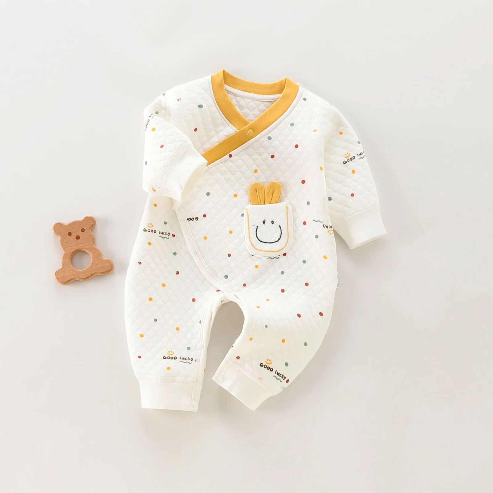 Infant and toddler crawling clothing for autumn and winter