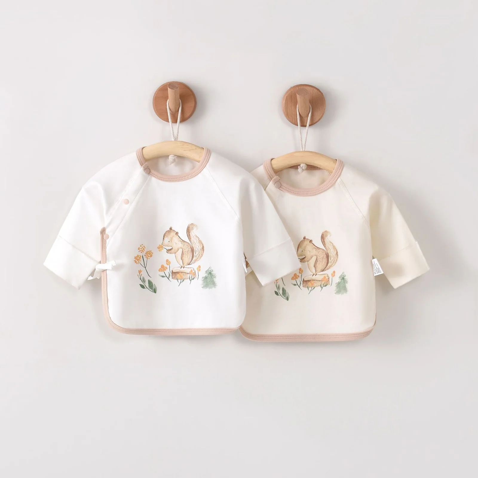Infants and toddlers in summer