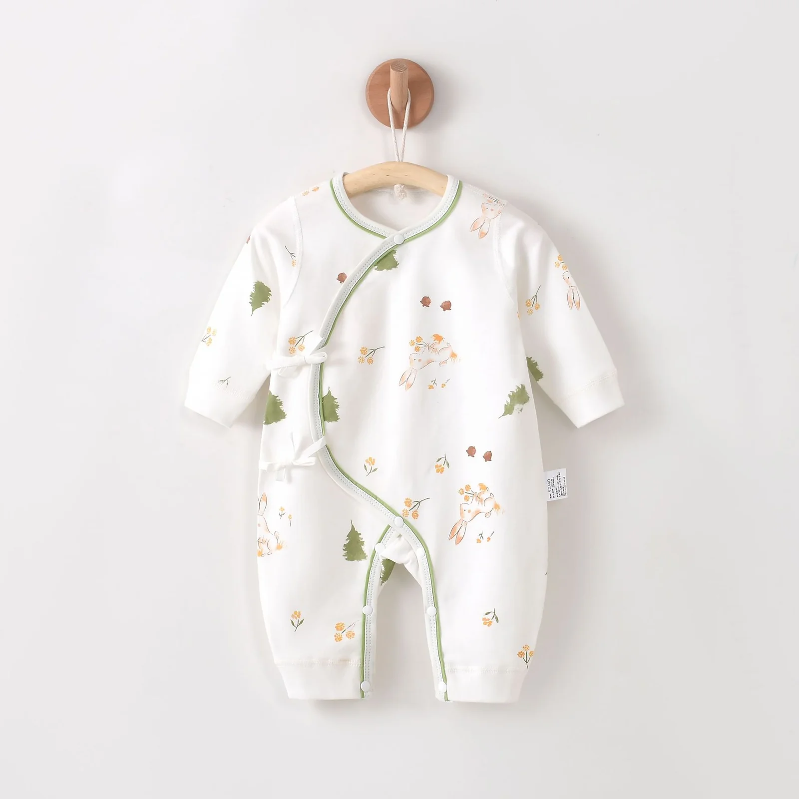 Summer crawling clothes for infants and toddlers made of pure cotton, thin style