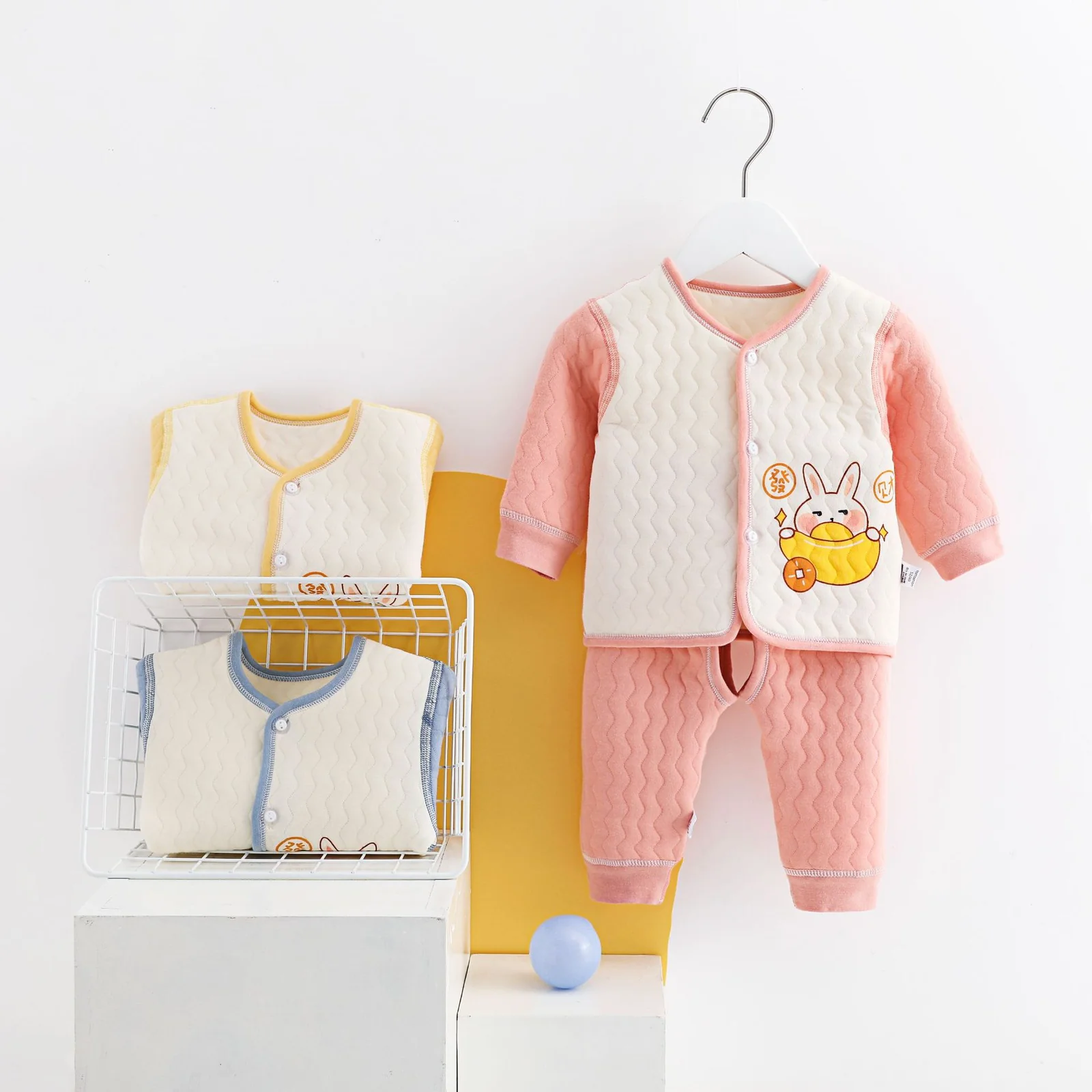 Infant and toddler autumn and winter thermal underwear with cotton lining and pure cotton