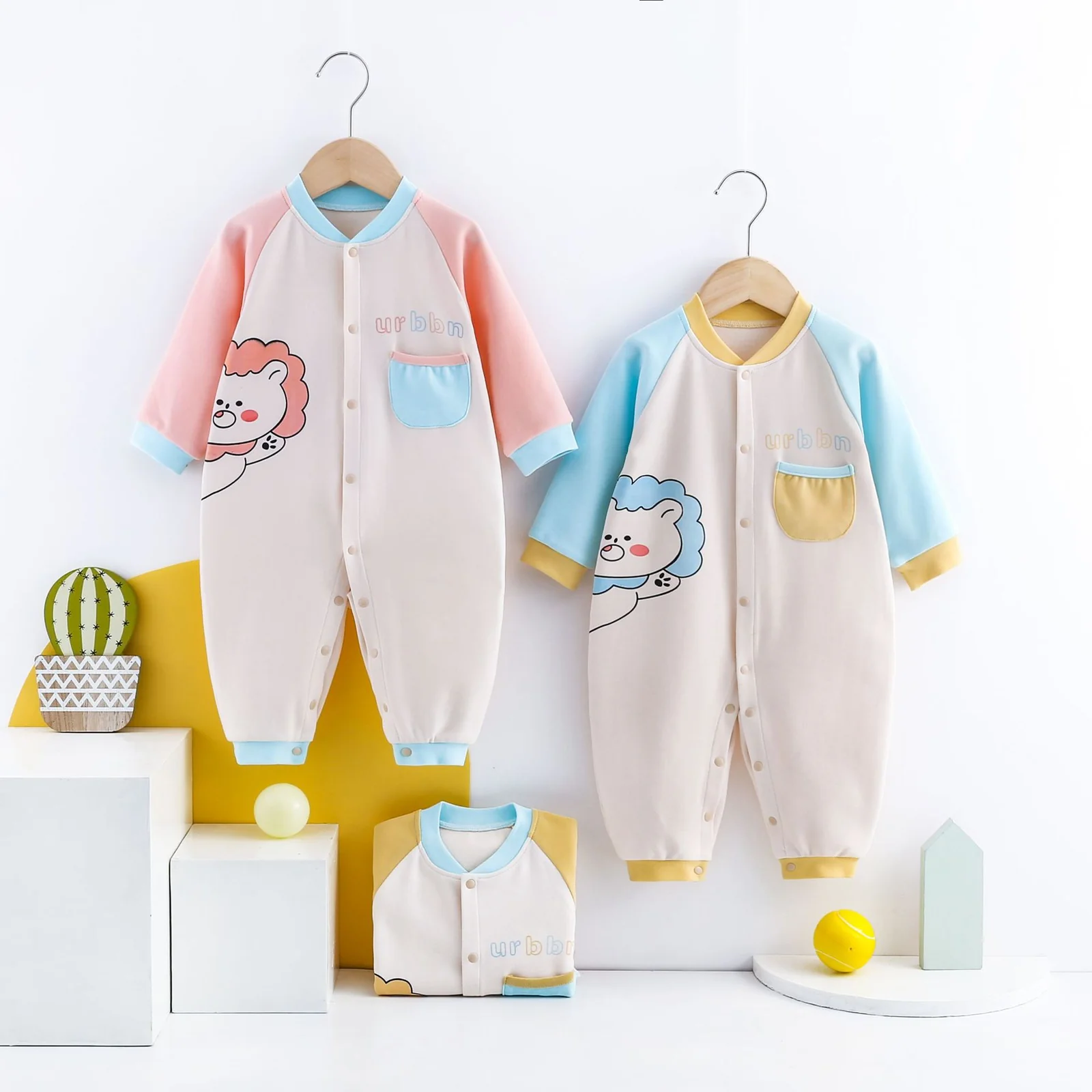 Autumn one-piece suits for infants and toddlers