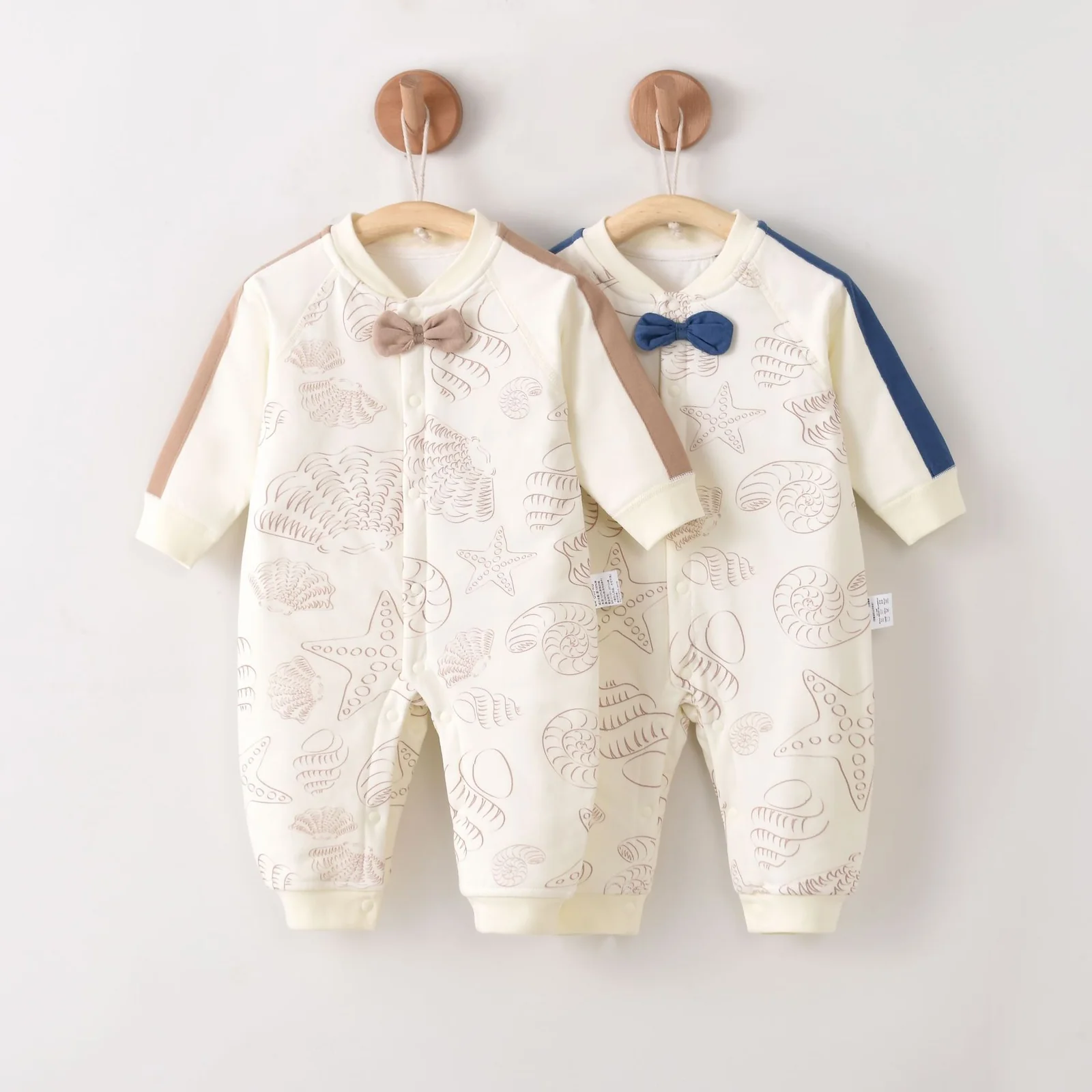 Infants and toddlers' autumn and winter crawling clothes with cotton padding