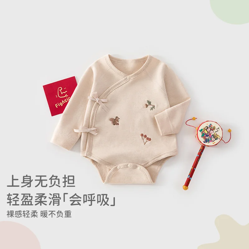 Infant and toddler crawling clothes made of pure cotton