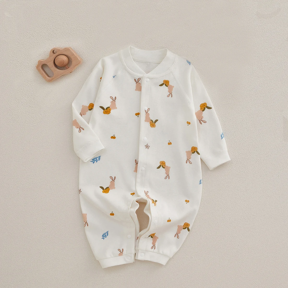 Infant and toddler spring and autumn one-piece suit made of pure cotton
