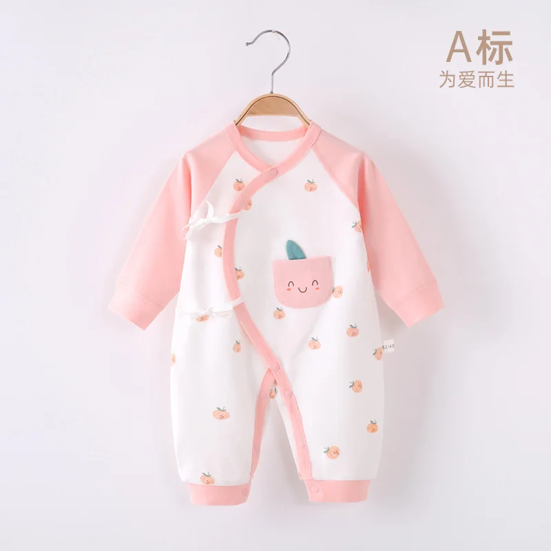 Infant and toddler spring and autumn one-piece suit made of pure cotton