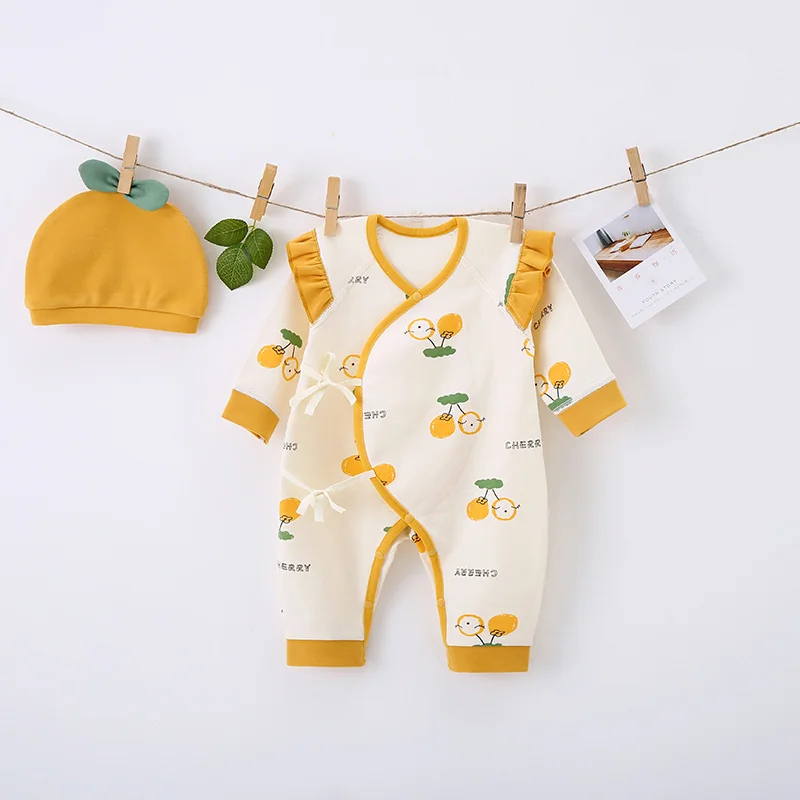 Spring crawling clothes for infants and toddlers made of pure cotton