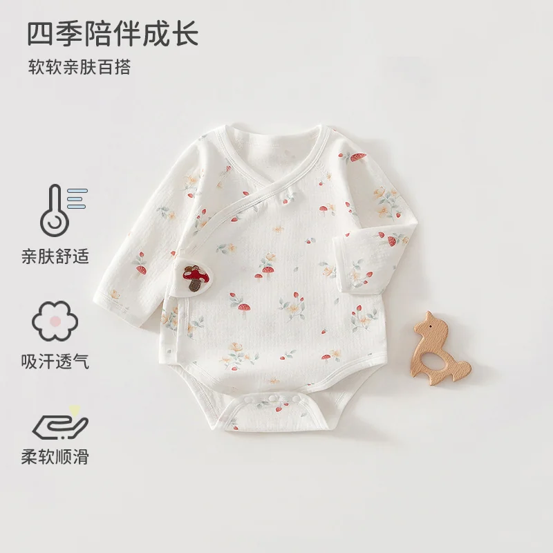 Spring crawling clothes for infants and toddlers made of pure cotton