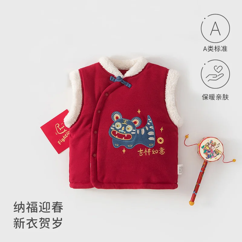 The girl's autumn and winter waistcoat is thickened with cotton
