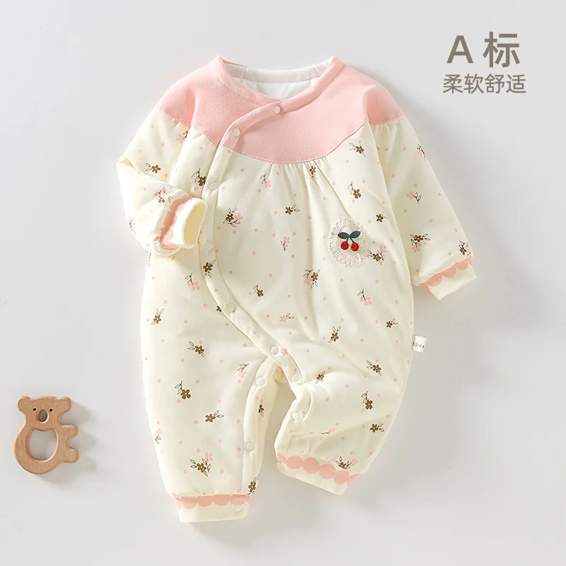 Pure cotton crawling clothes for infants and toddlers in spring and autumn