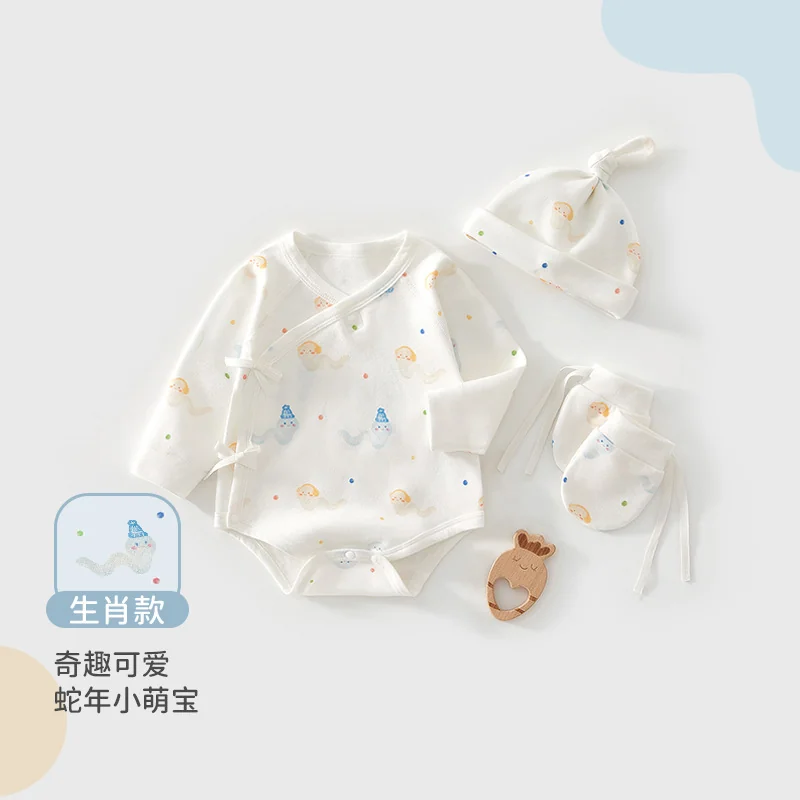 A girl's Spring and Autumn triangle dress made of pure cotton