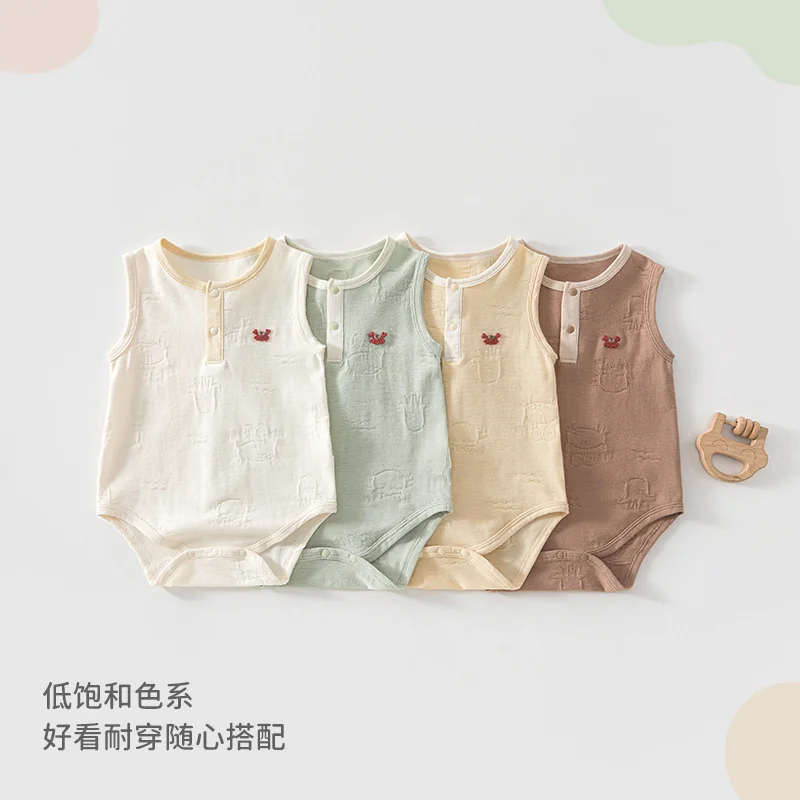 Spring crawling clothes for infants and toddlers made of pure cotton