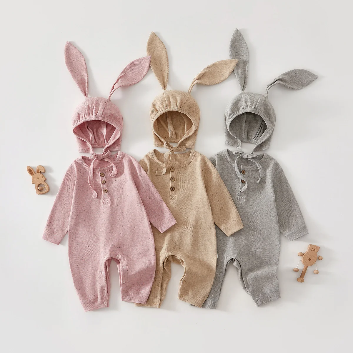 Spring and autumn crawling clothes for girls