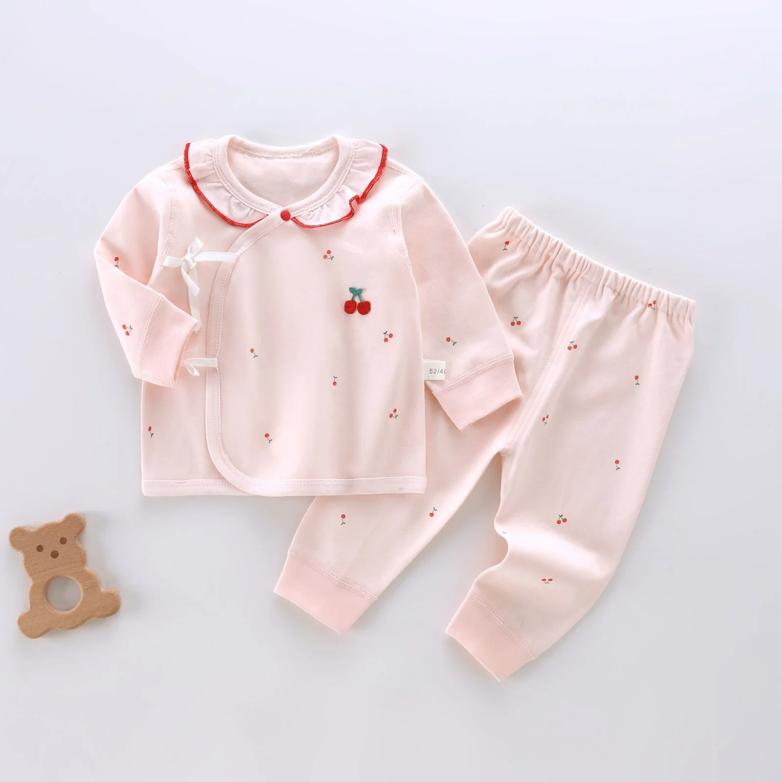 Spring and autumn pajamas for infants and toddlers